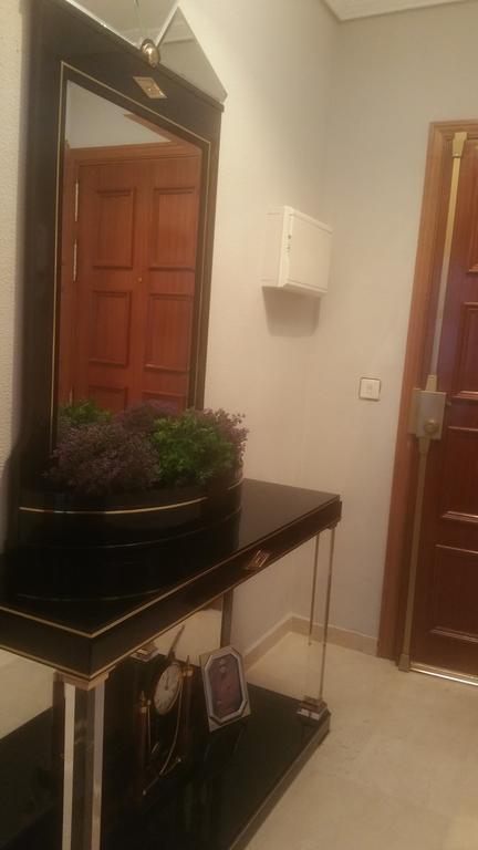 Apartamento Eduardo Dato 세비야 외부 사진